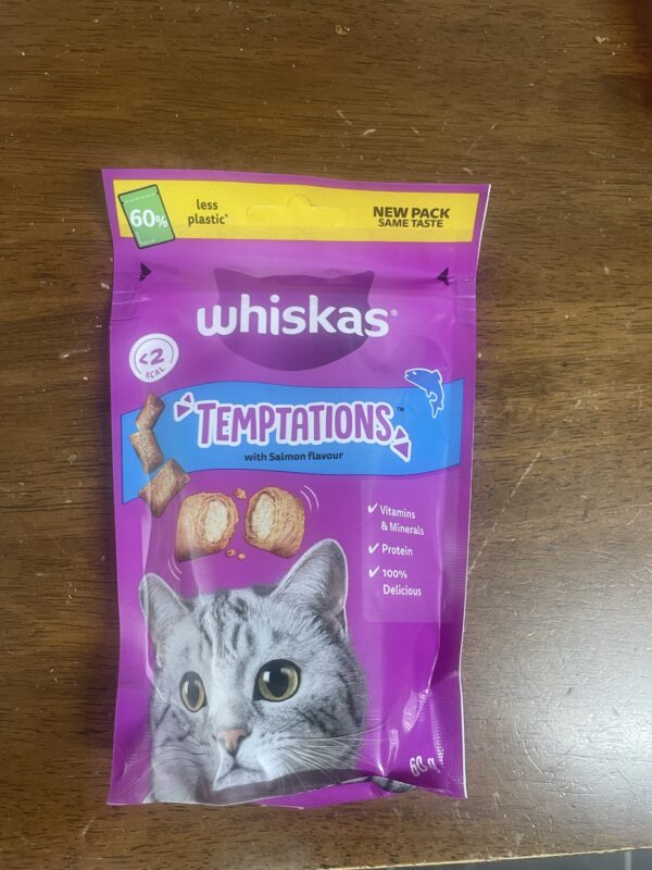 Whiskas temptations salmon