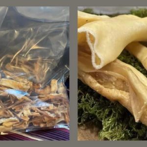 Dried lamb skin pieces per 100g