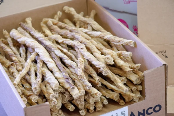 Short Natural Bully Twists